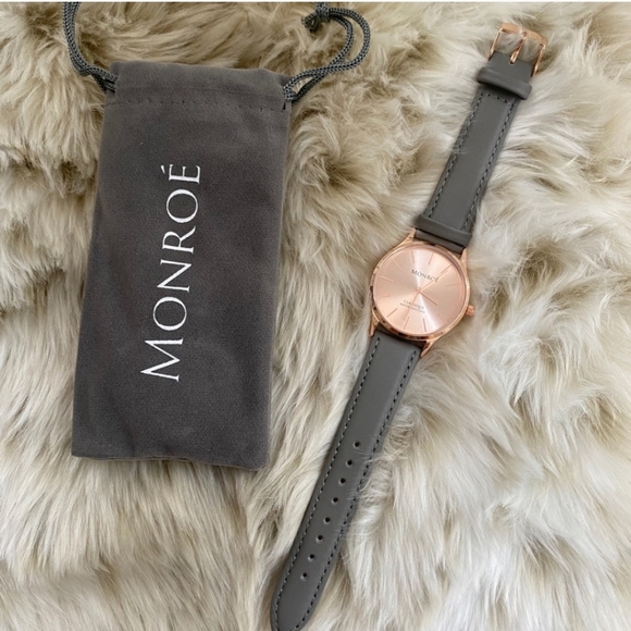 Monroe Classique Rose Gold Watch NWT - Picture 3 of 5